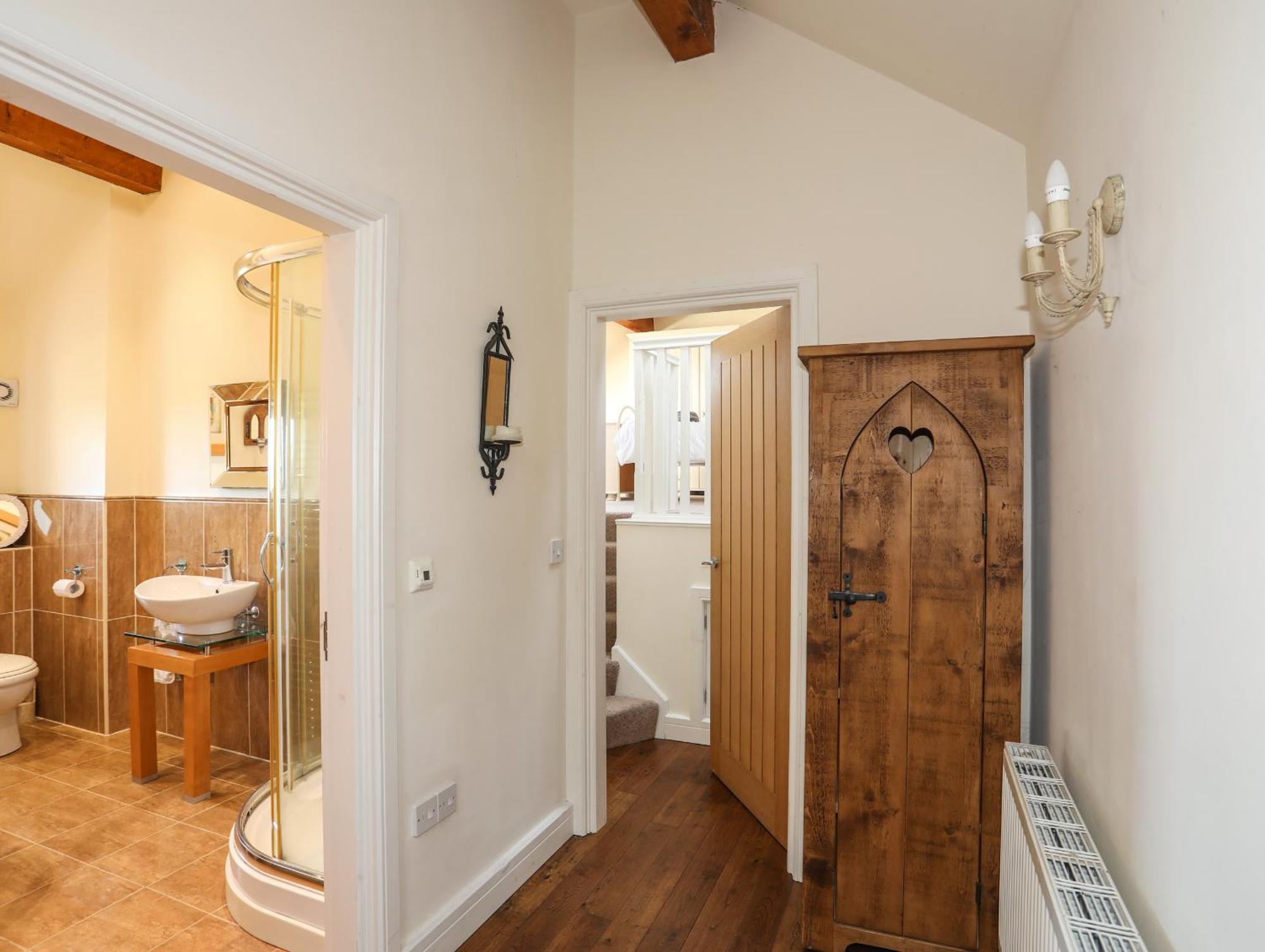 Вилла Cosy Barn Dwyran Экстерьер фото